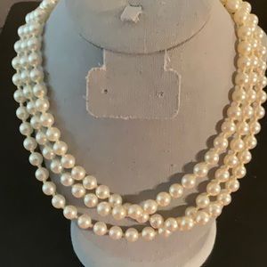 Vintage PEARL WATERFALL NECKERCHIEF